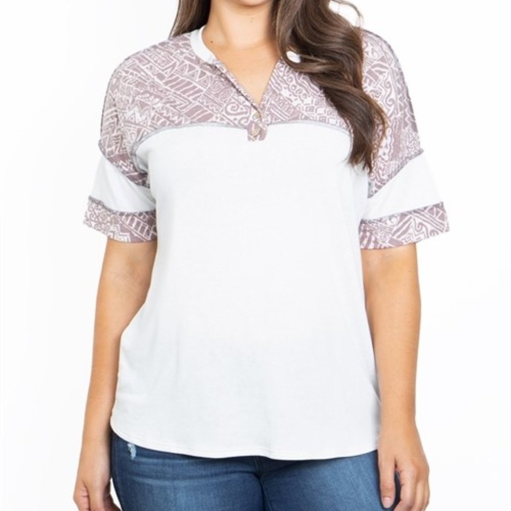 NWOT Ivory & Mauve Plus Size Top Lovely J